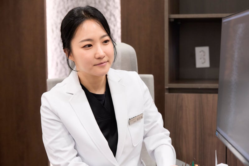 도곡역 피부과에서 가장 많이 받는 질문, 모낭주사 꼭 맞아야 하나요?