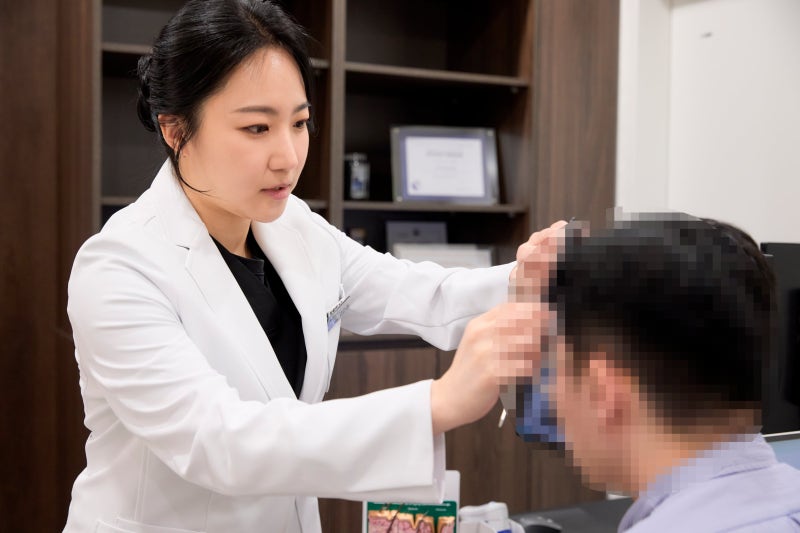도곡역 피부과에서 가장 많이 받는 질문, 모낭주사 꼭 맞아야 하나요? 사진 8