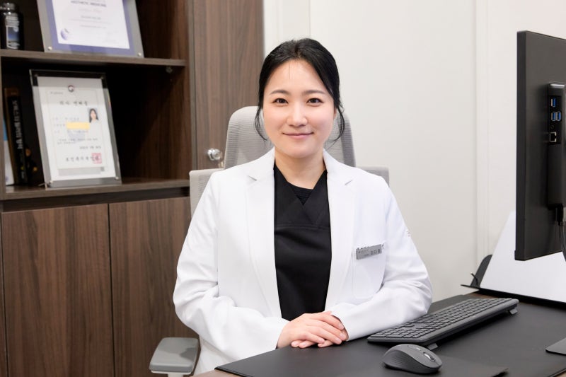 정수리 탈모병원 원장이 "이식만 믿지 마세요"라고 말하는 이유 사진 7