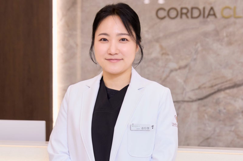 앞머리 탈모, 갱년기 여성이라면 지금 확인해 보세요.