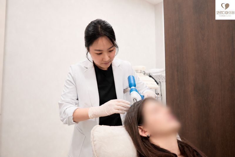 두피 보톡스는 어떻게 탈모에 작용할까요? 연구된 기전 3가지 | 선릉역 탈모치료 코르디아의원